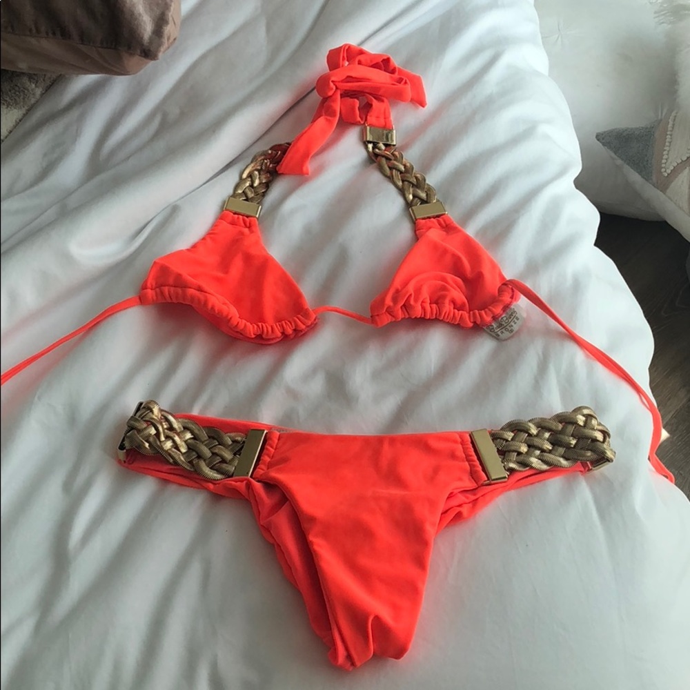 Beach bunny bikini